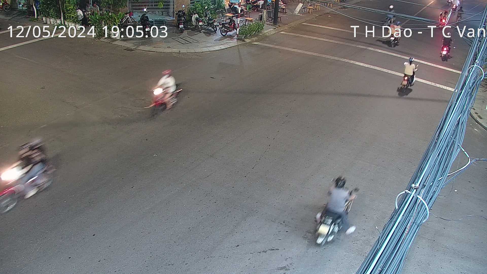 Xem camera giao thông Quy Nhơn Bình Định hình ảnh camera tuyến đường Ngã 4 Trần Hưng Đạo - Trần Cao Vân